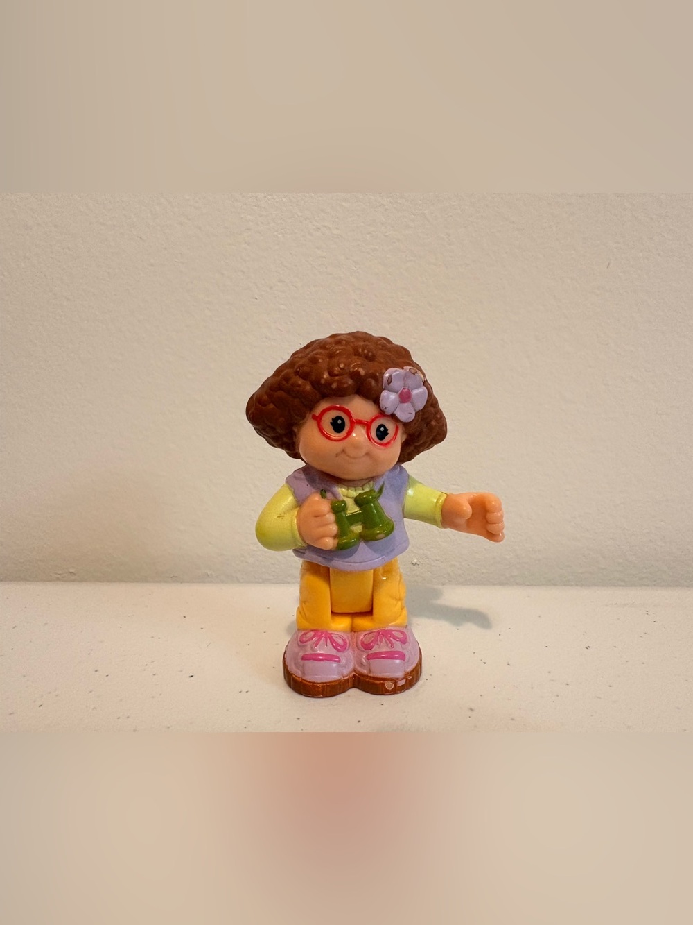 Fisher Price Little People camping girl Maggie Bendable figure